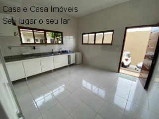 Casa de Condomínio à venda com 5 quartos, 410m² - Foto 3