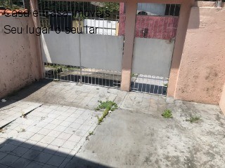 Casa à venda com 3 quartos, 300m² - Foto 2