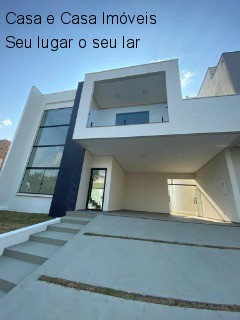 Casa de Condomínio à venda com 4 quartos, 222m² - Foto 1