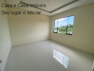 Casa de Condomínio à venda com 4 quartos, 271m² - Foto 2