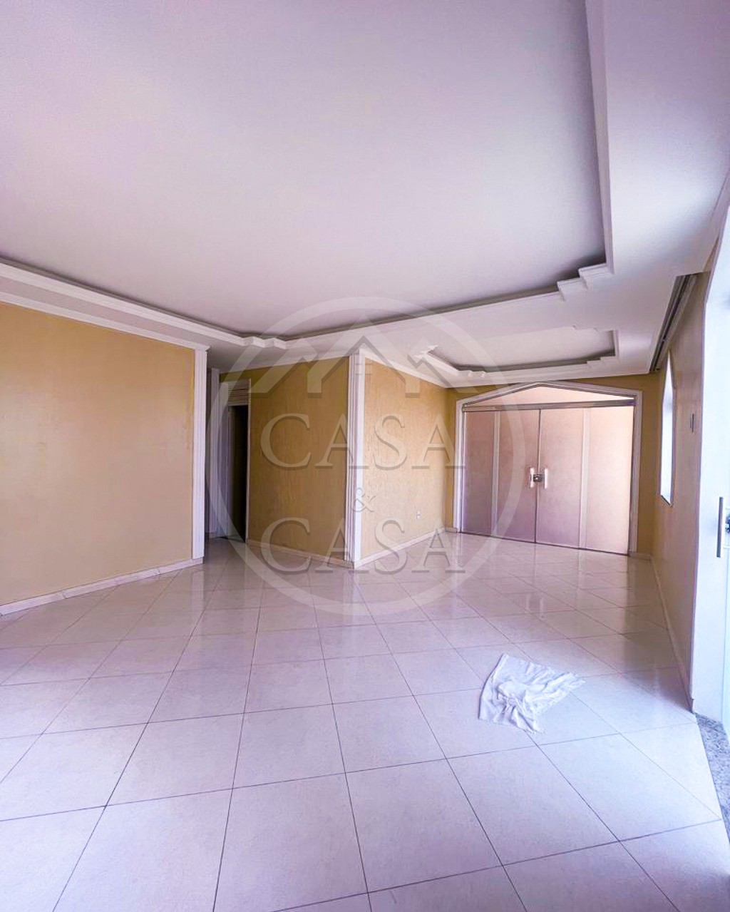 Casa à venda com 3 quartos, 360m² - Foto 10