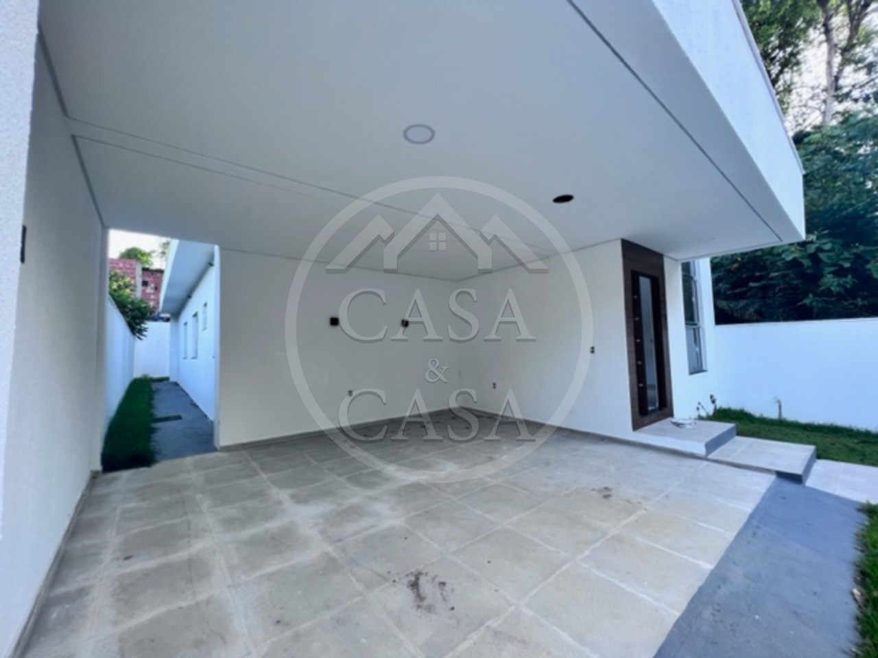 Casa à venda com 3 quartos, 250m² - Foto 4