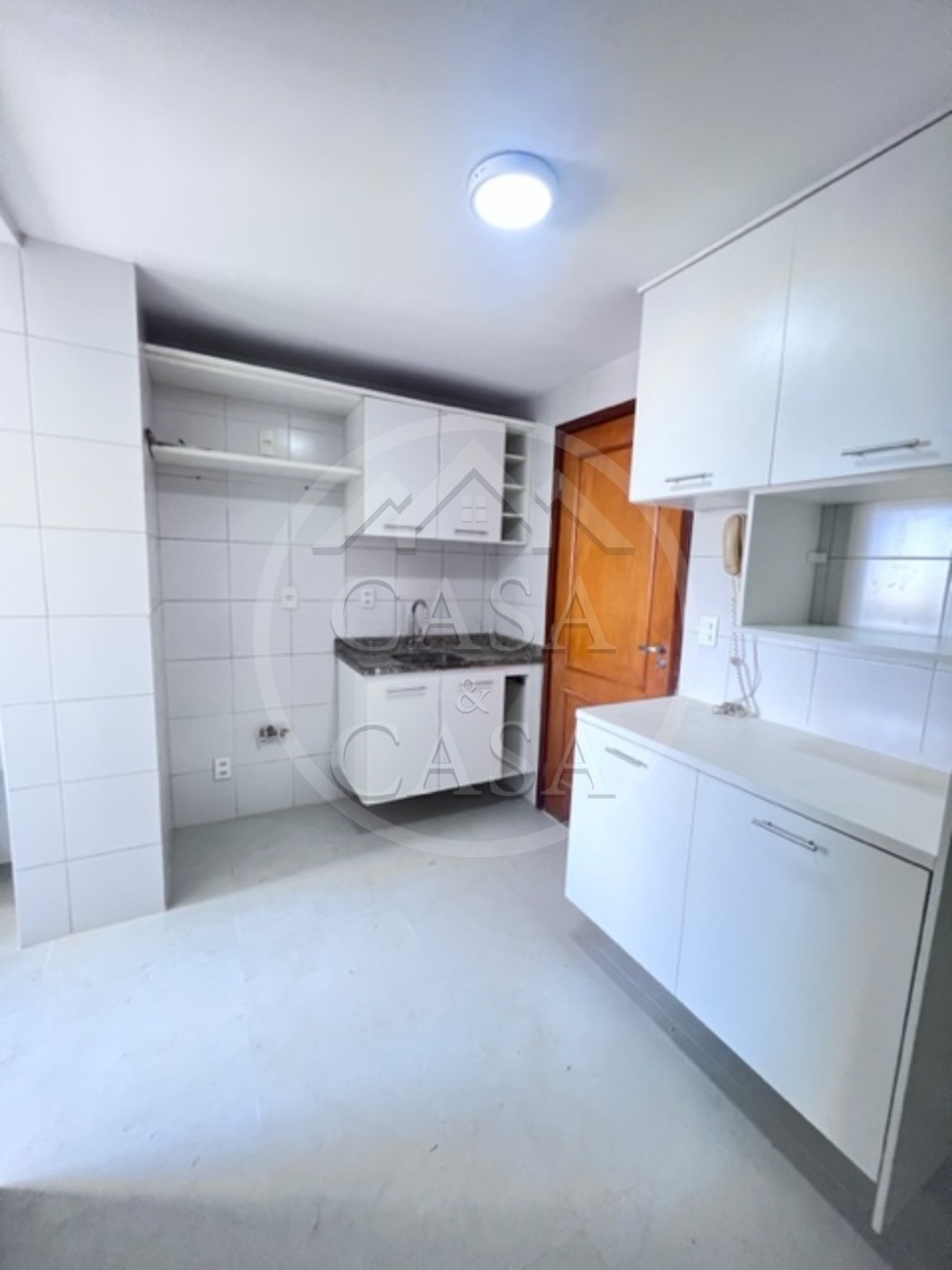 Apartamento para alugar com 3 quartos, 107m² - Foto 13