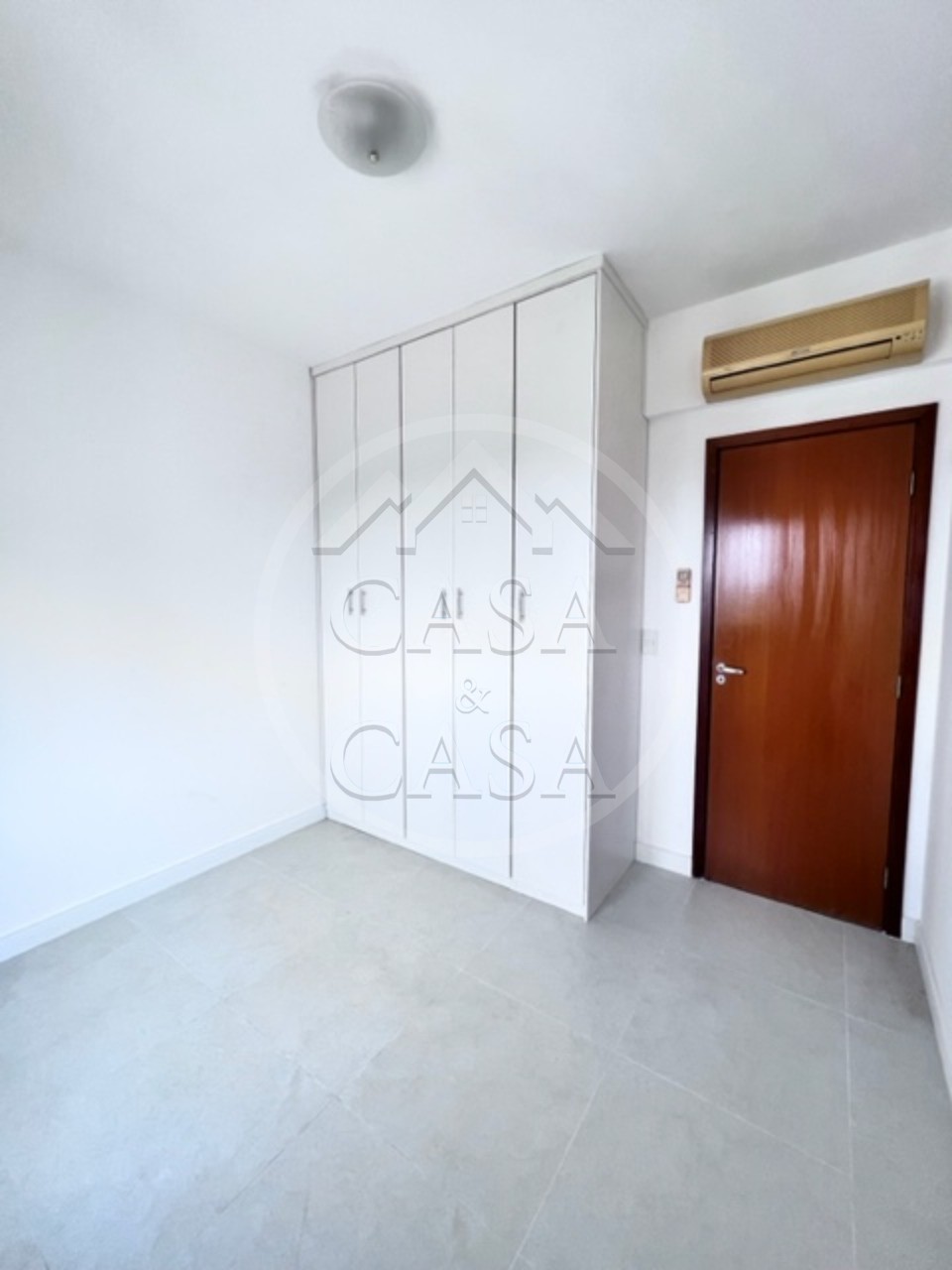 Apartamento para alugar com 3 quartos, 107m² - Foto 8