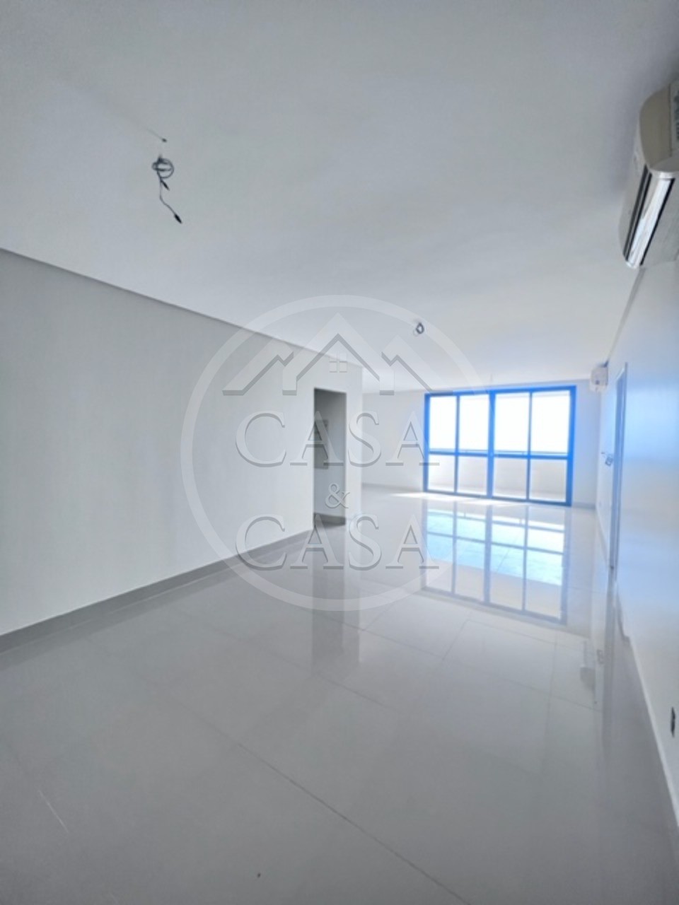 Apartamento à venda com 4 quartos, 204m² - Foto 5