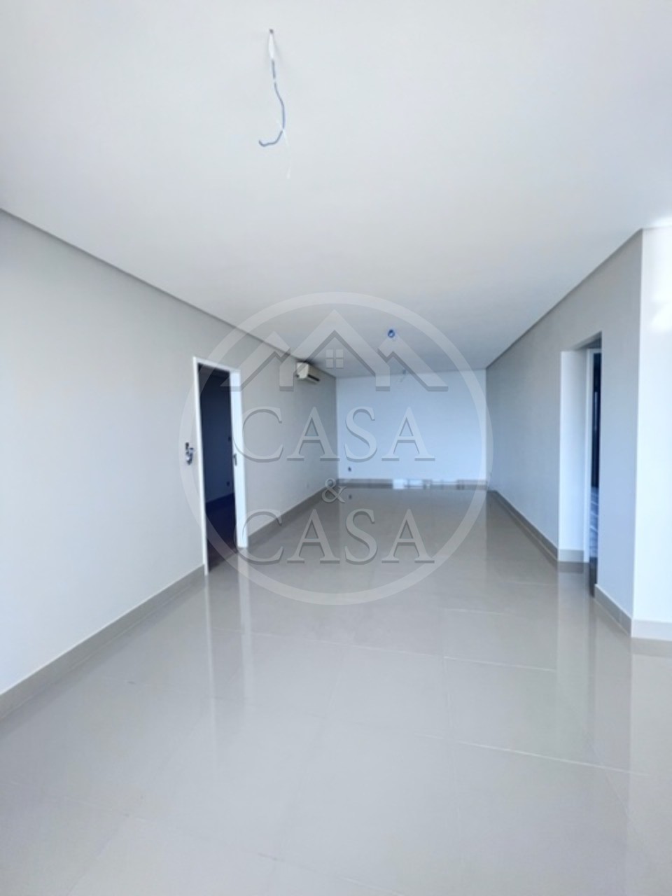 Apartamento à venda com 4 quartos, 204m² - Foto 10