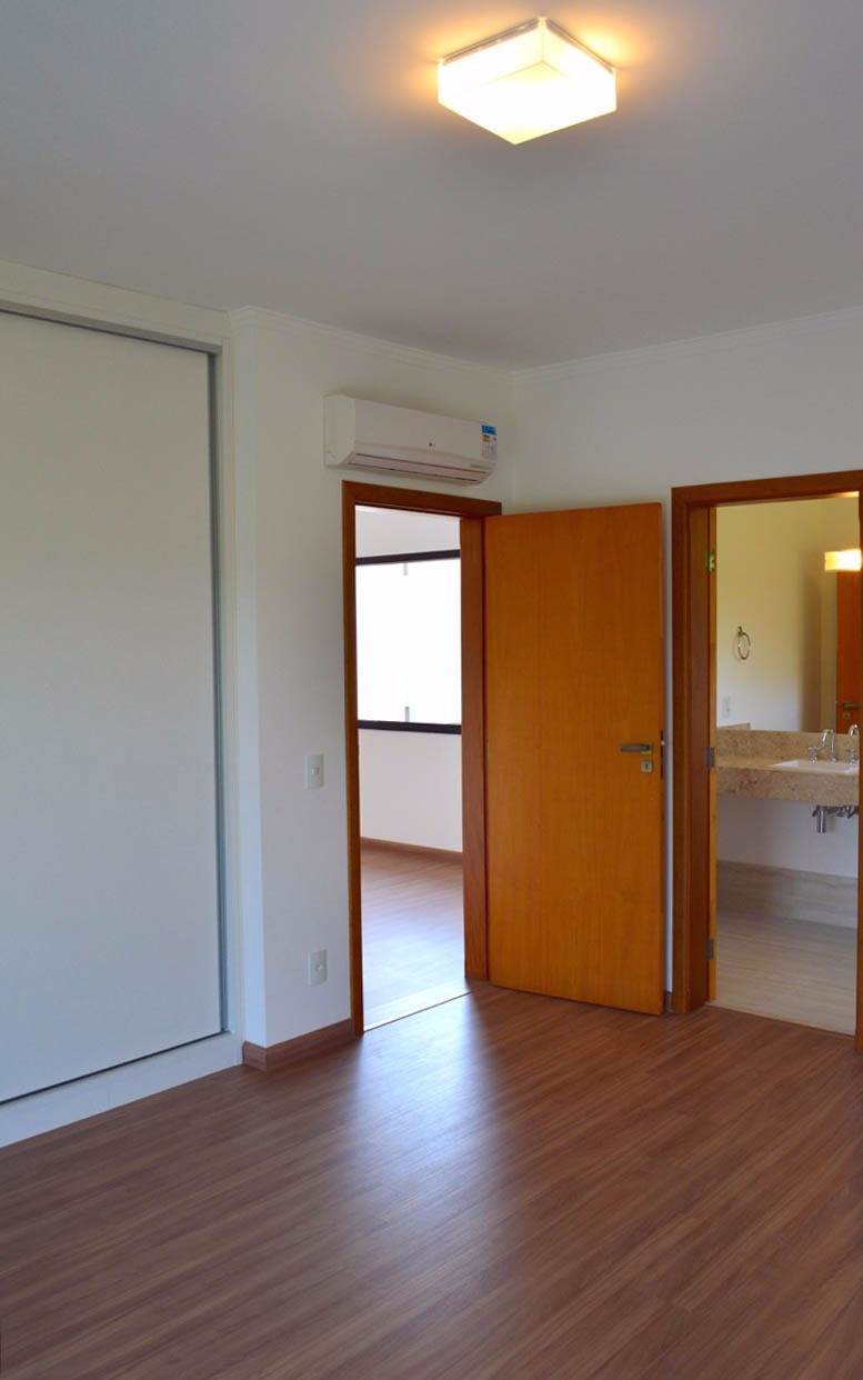 Casa de Condomínio à venda com 4 quartos, 460m² - Foto 14