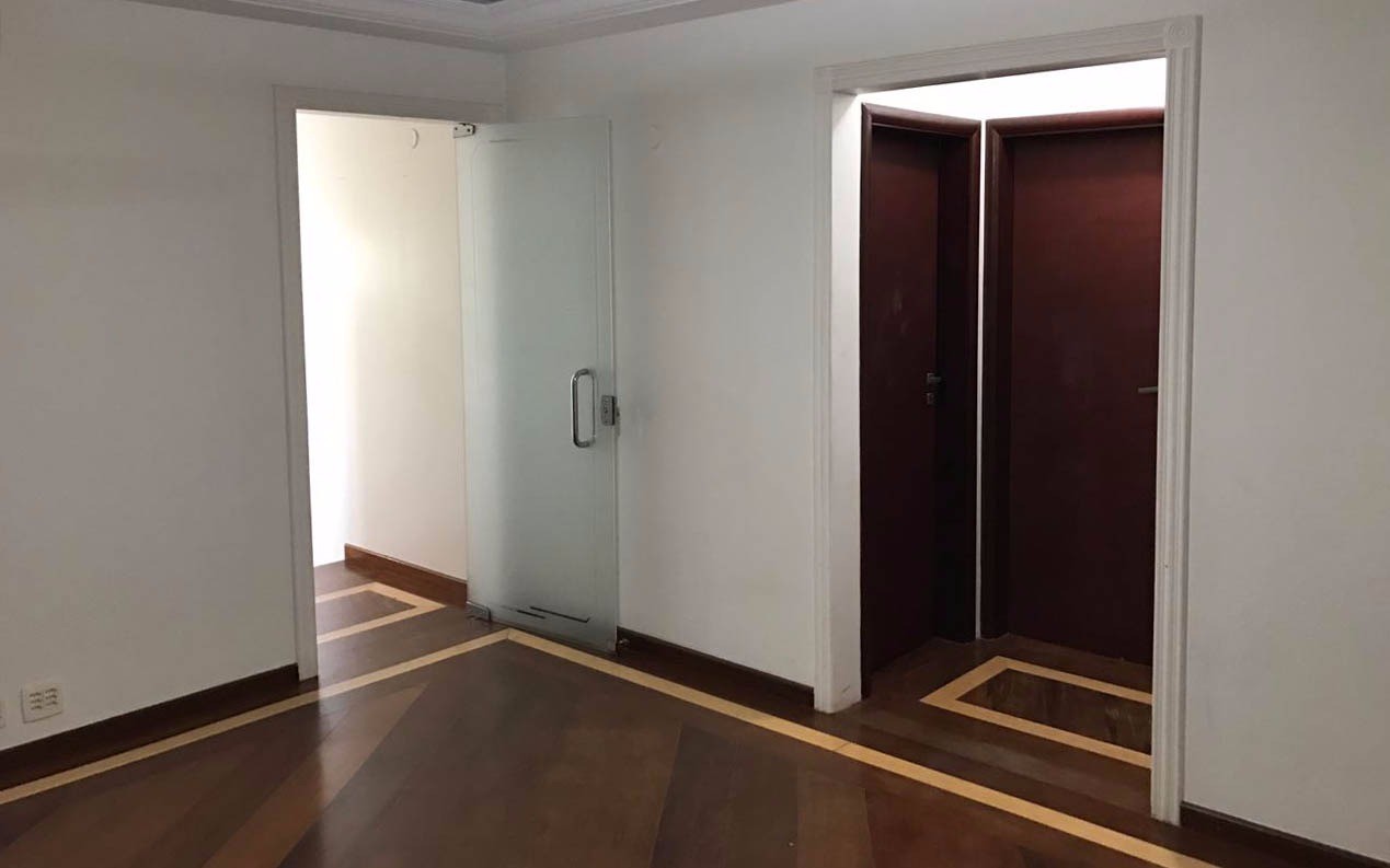 Casa de Condomínio à venda com 4 quartos, 450m² - Foto 11