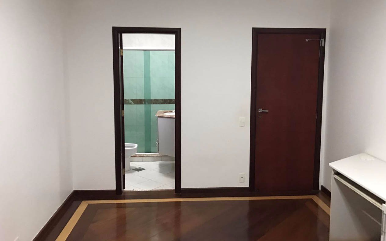 Casa de Condomínio à venda com 4 quartos, 450m² - Foto 6