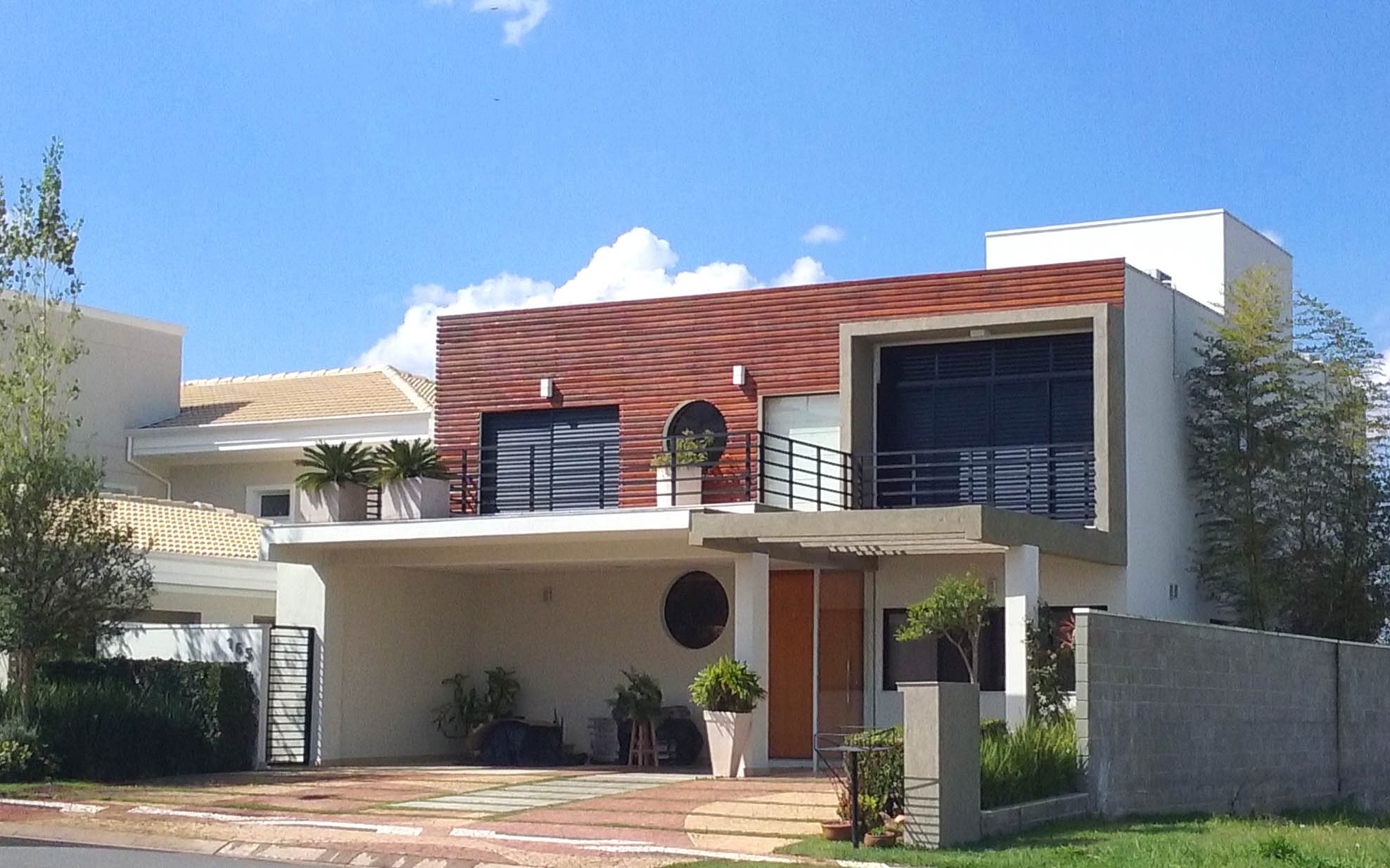 Casa de Condomínio à venda com 6 quartos, 333m² - Foto 1