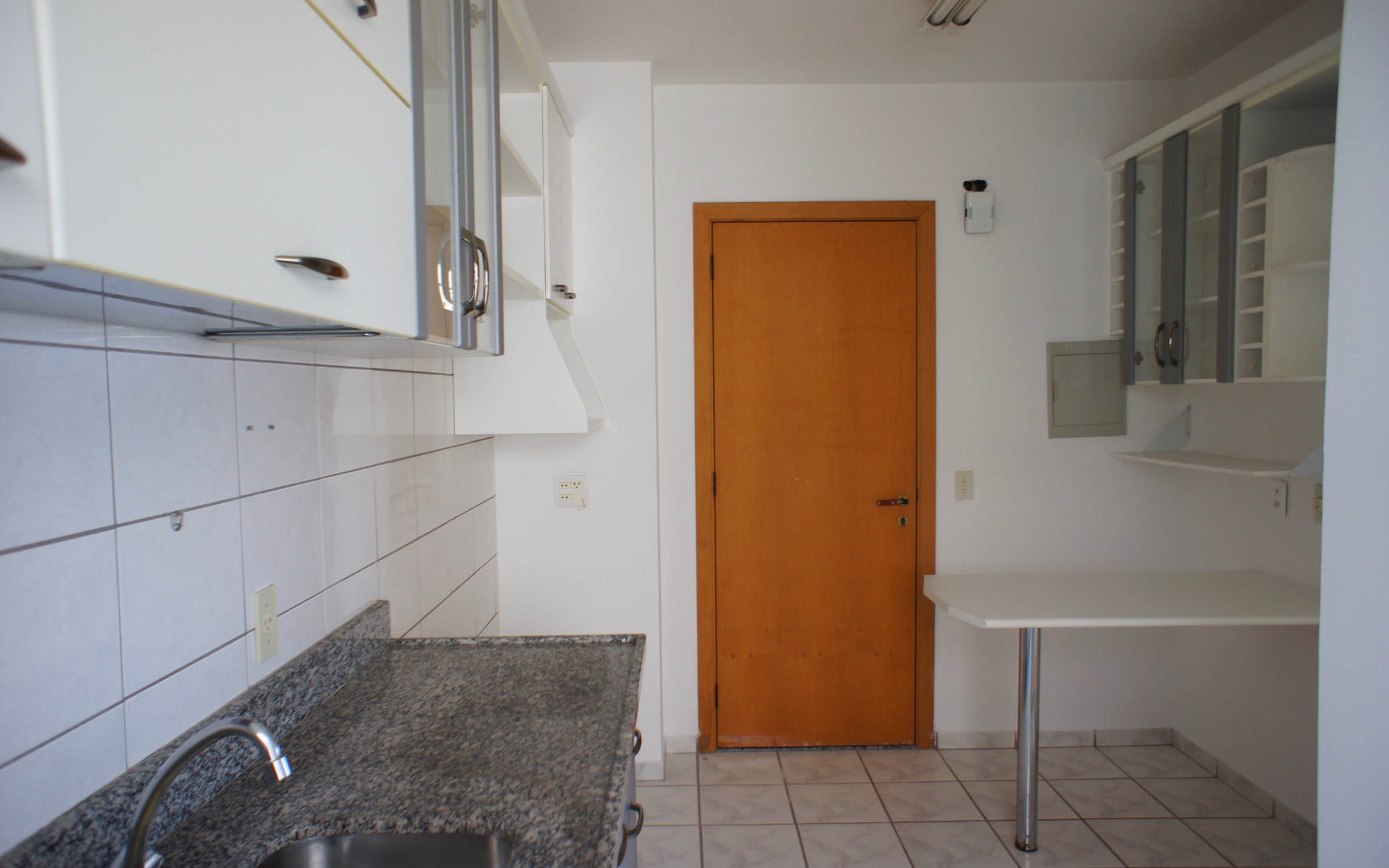 Apartamento à venda com 3 quartos, 77m² - Foto 6