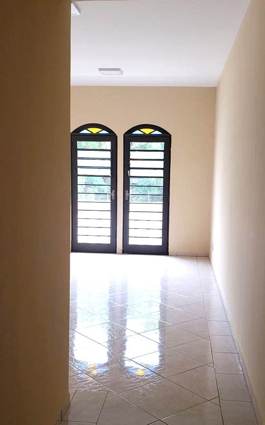 Apartamento à venda com 3 quartos, 105m² - Foto 3