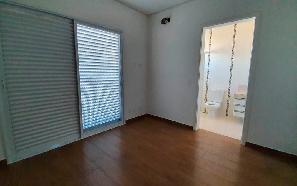 Casa de Condomínio para alugar com 4 quartos, 480m² - Foto 18