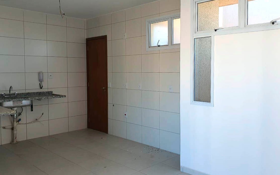 Cobertura à venda com 4 quartos, 240m² - Foto 10