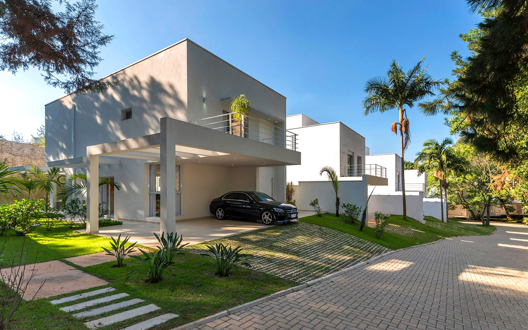 Casa de Condomínio à venda com 3 quartos, 280m² - Foto 1