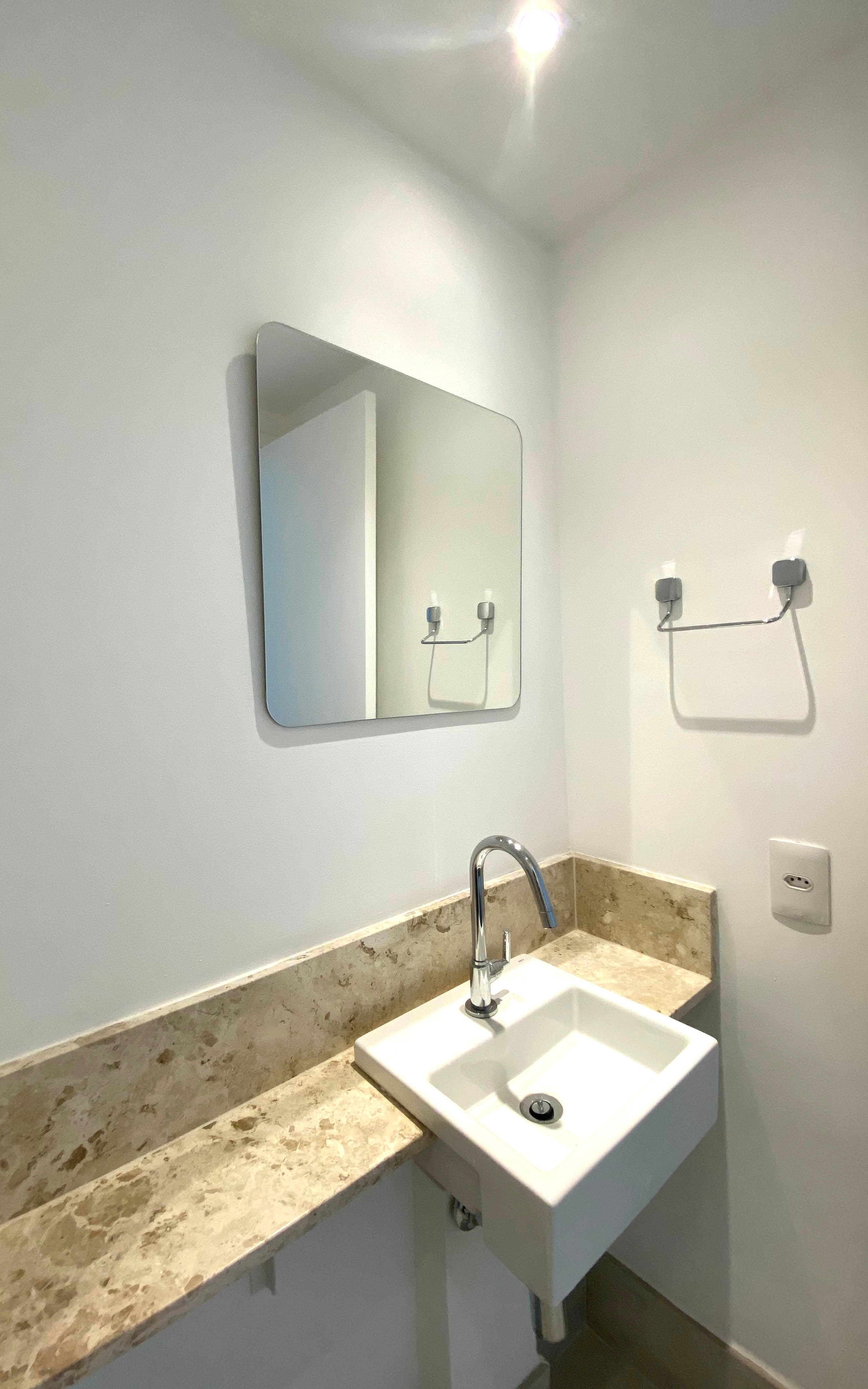 Apartamento para alugar com 3 quartos, 189m² - Foto 6