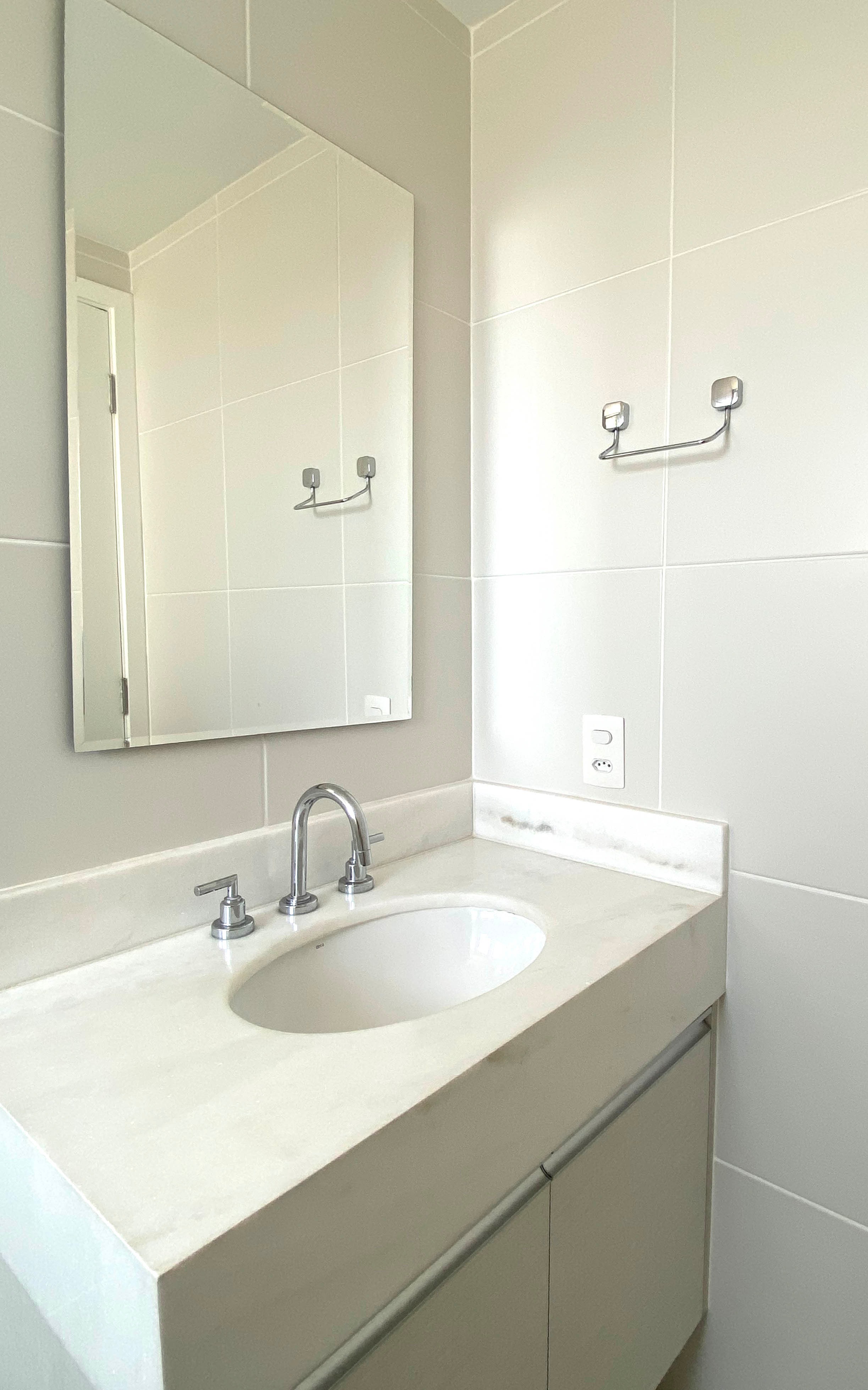Apartamento para alugar com 3 quartos, 189m² - Foto 18
