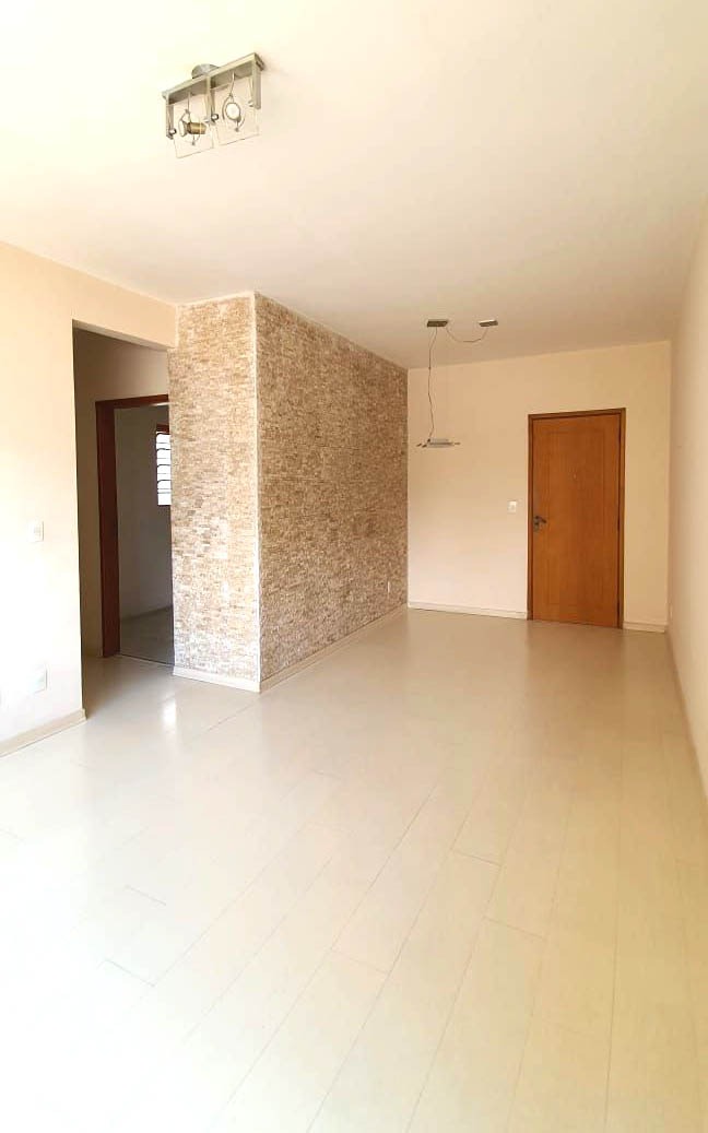 Apartamento à venda com 2 quartos, 63m² - Foto 1