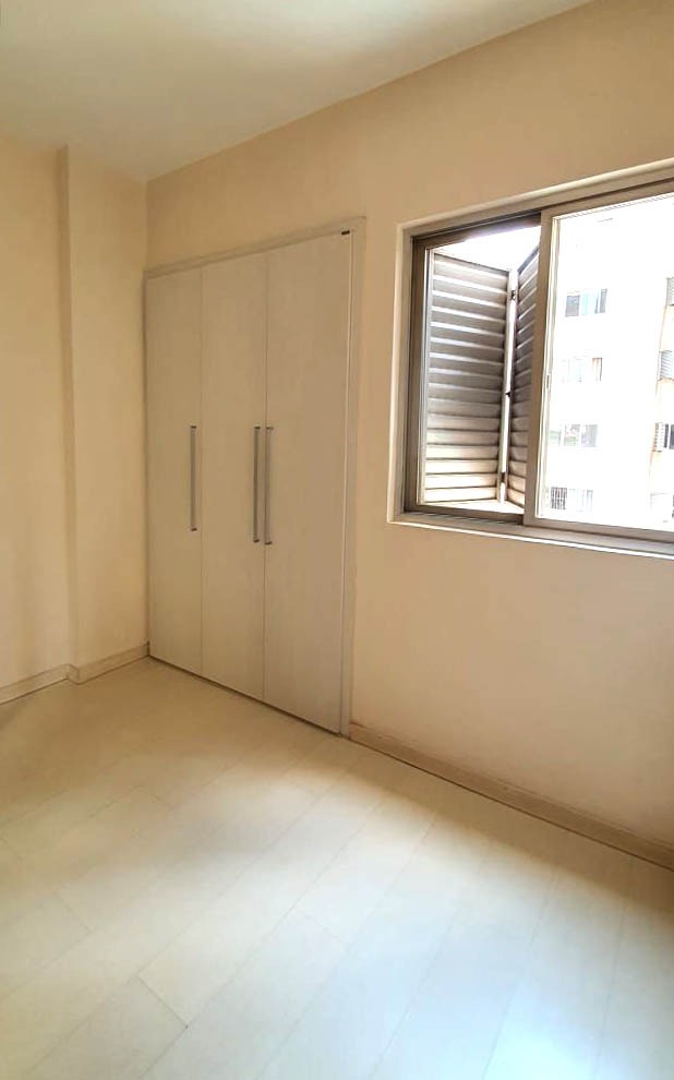 Apartamento à venda com 2 quartos, 63m² - Foto 11