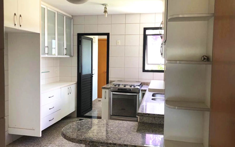 Apartamento à venda com 4 quartos, 184m² - Foto 5