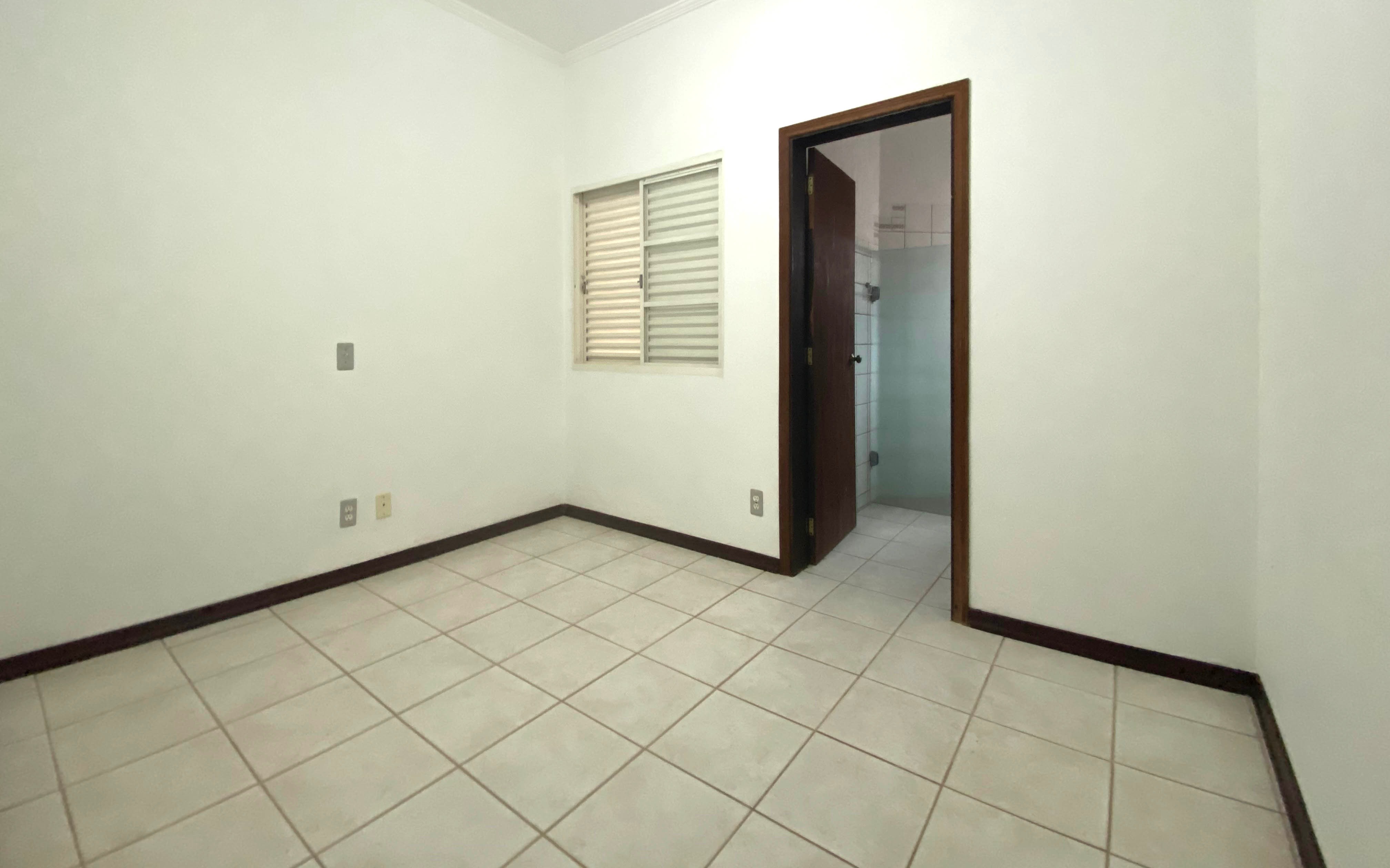 Casa de Condomínio à venda com 4 quartos, 325m² - Foto 10