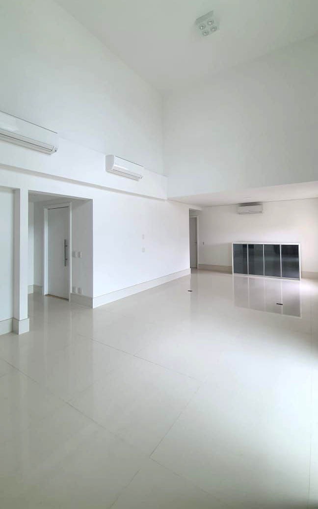Apartamento, 3 quartos, 189 m² - Foto 2