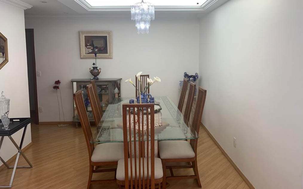 Apartamento à venda com 3 quartos, 155m² - Foto 2