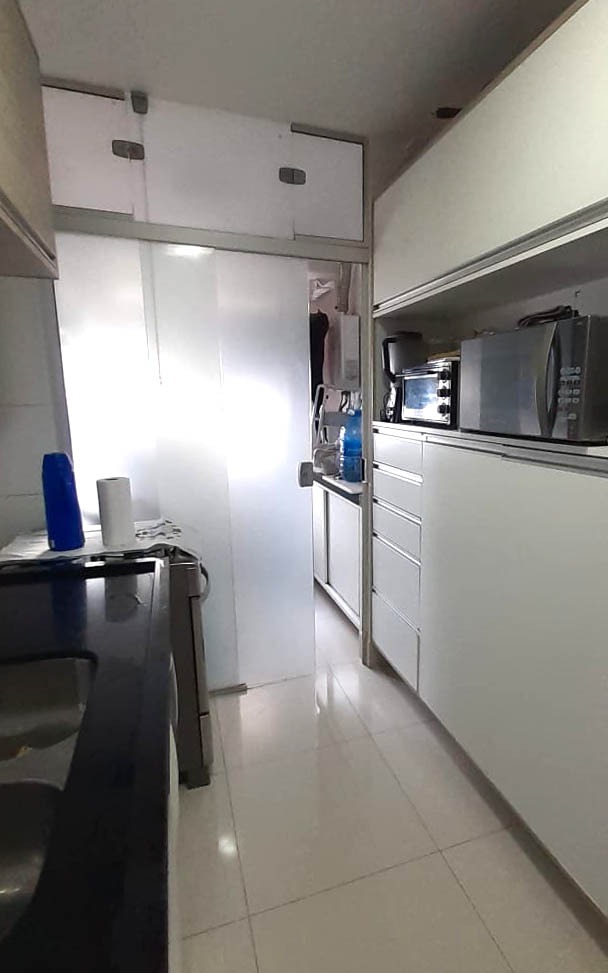 Apartamento à venda com 3 quartos, 77m² - Foto 3