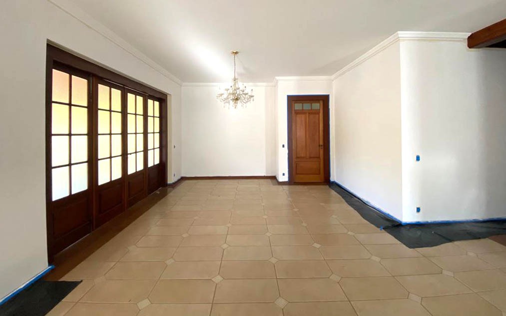 Casa de Condomínio à venda com 4 quartos, 592m² - Foto 2