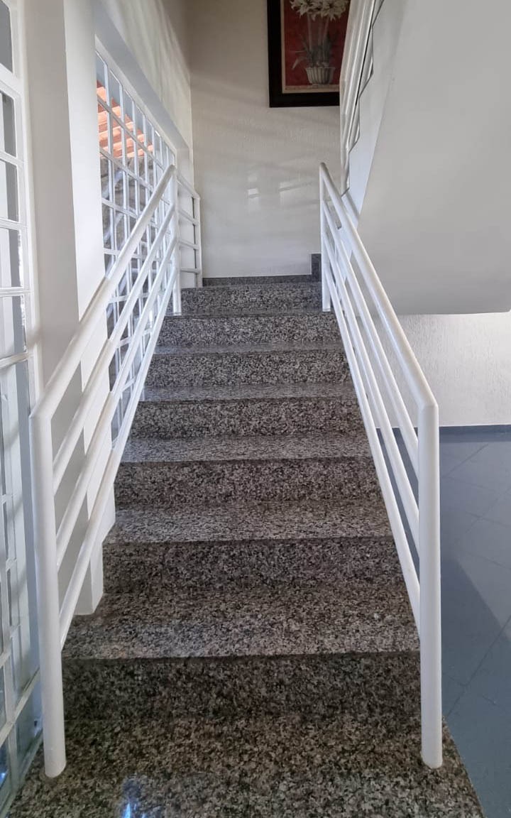 Sobrado à venda com 4 quartos, 360m² - Foto 10