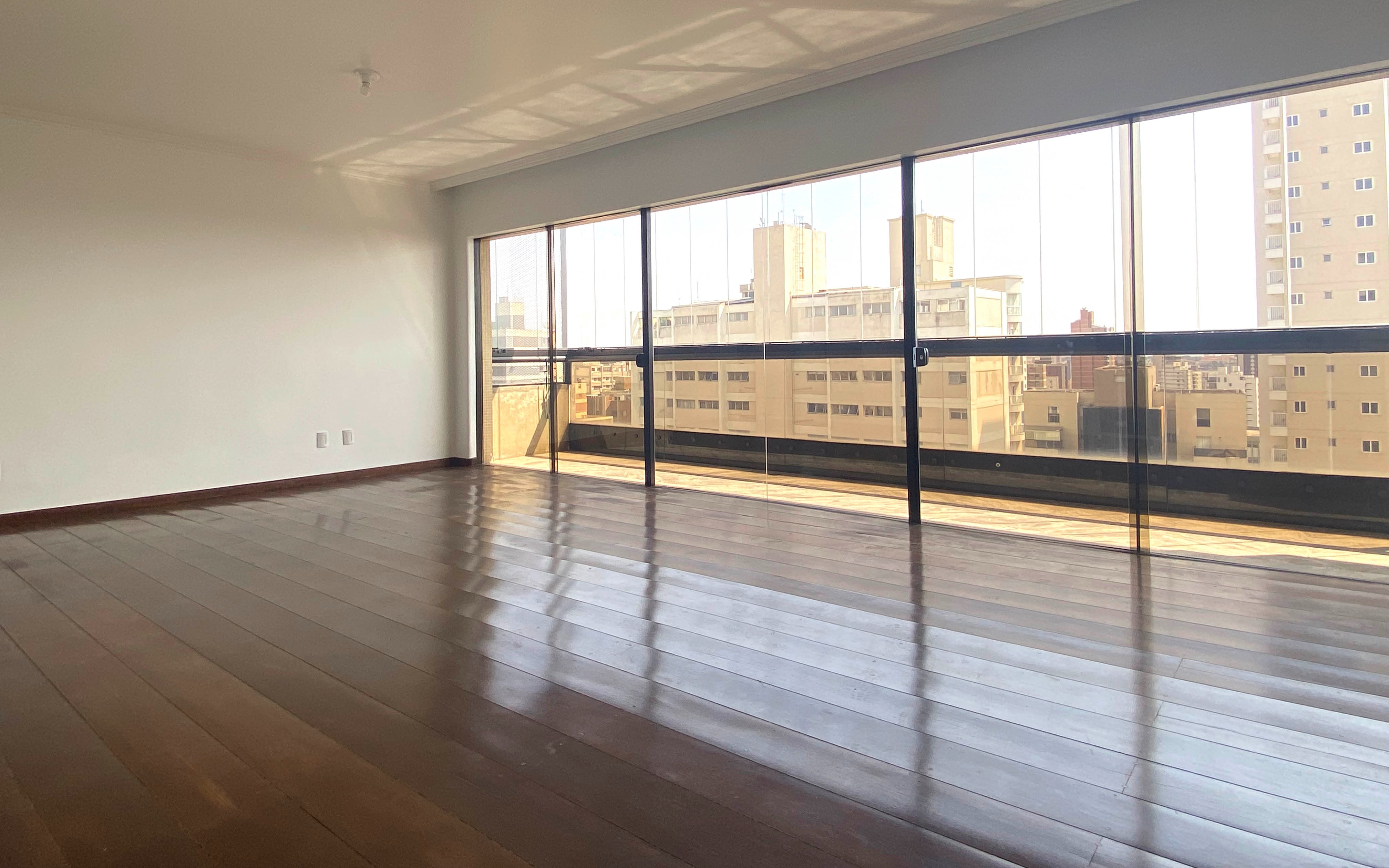 Apartamento à venda e aluguel com 4 quartos, 273m² - Foto 3