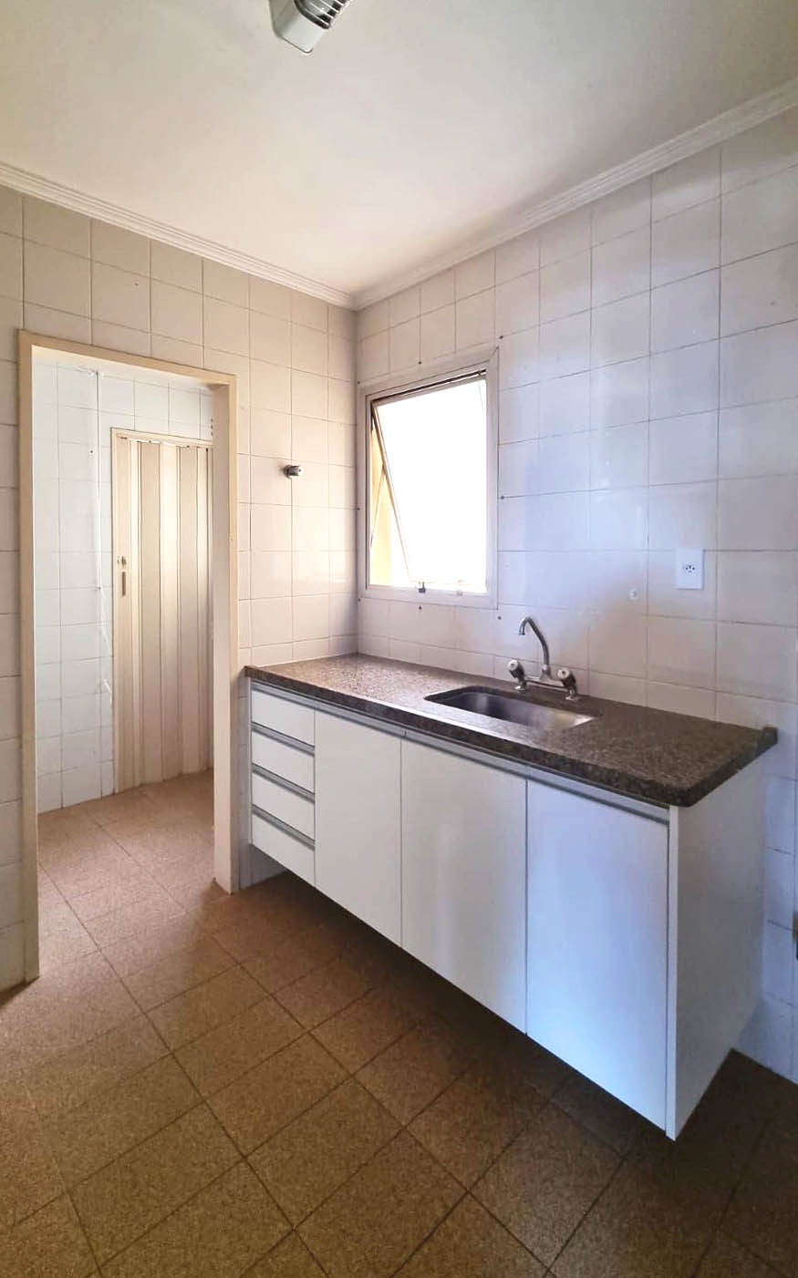 Apartamento à venda com 2 quartos, 64m² - Foto 10