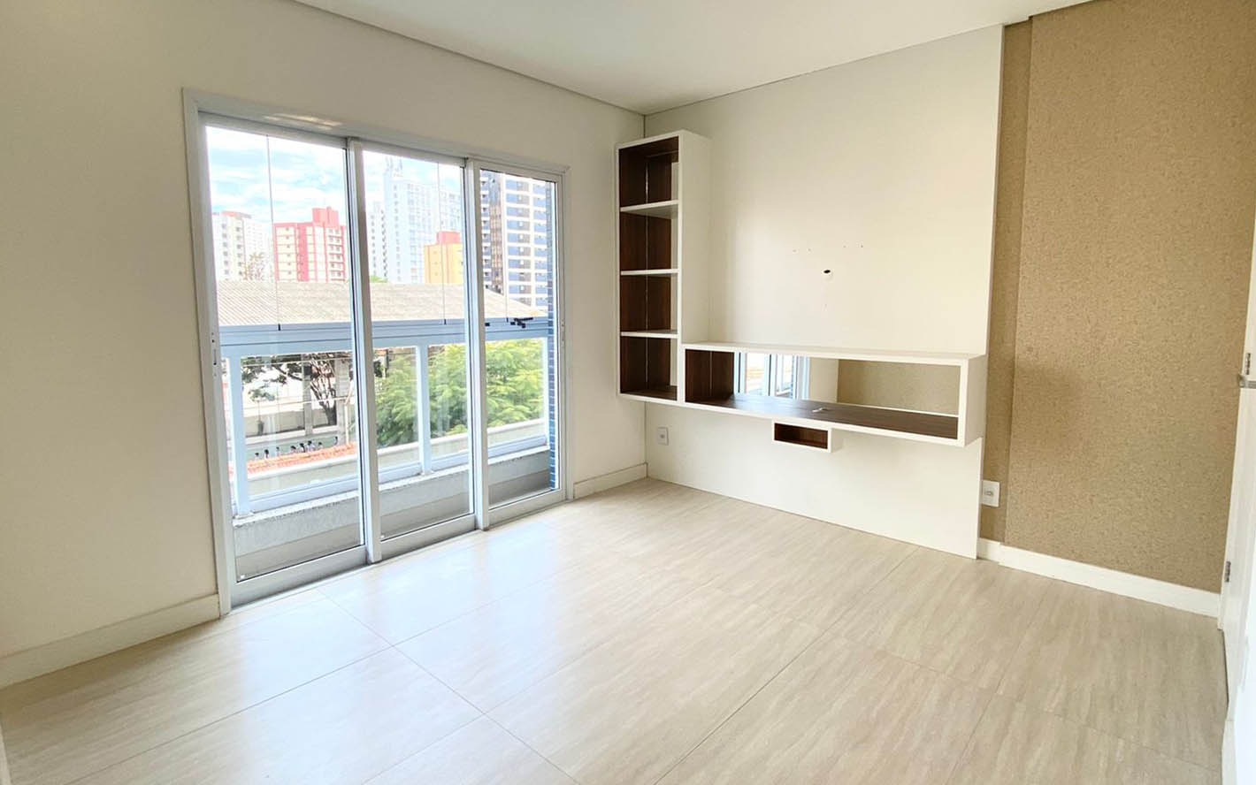 Apartamento à venda e aluguel com 3 quartos, 88m² - Foto 3