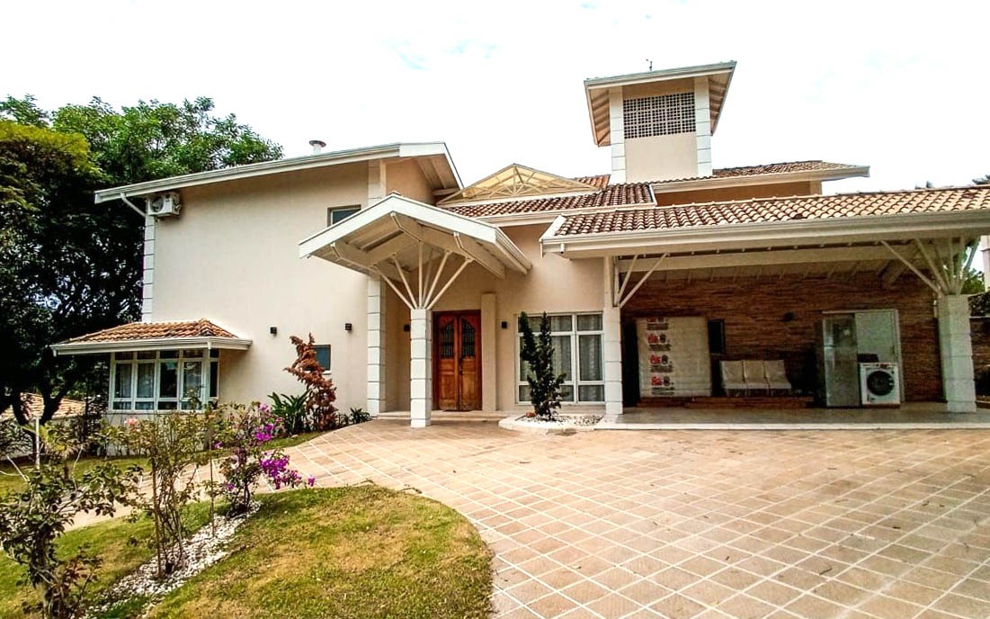 Casa de Condomínio à venda com 4 quartos, 600m² - Foto 1