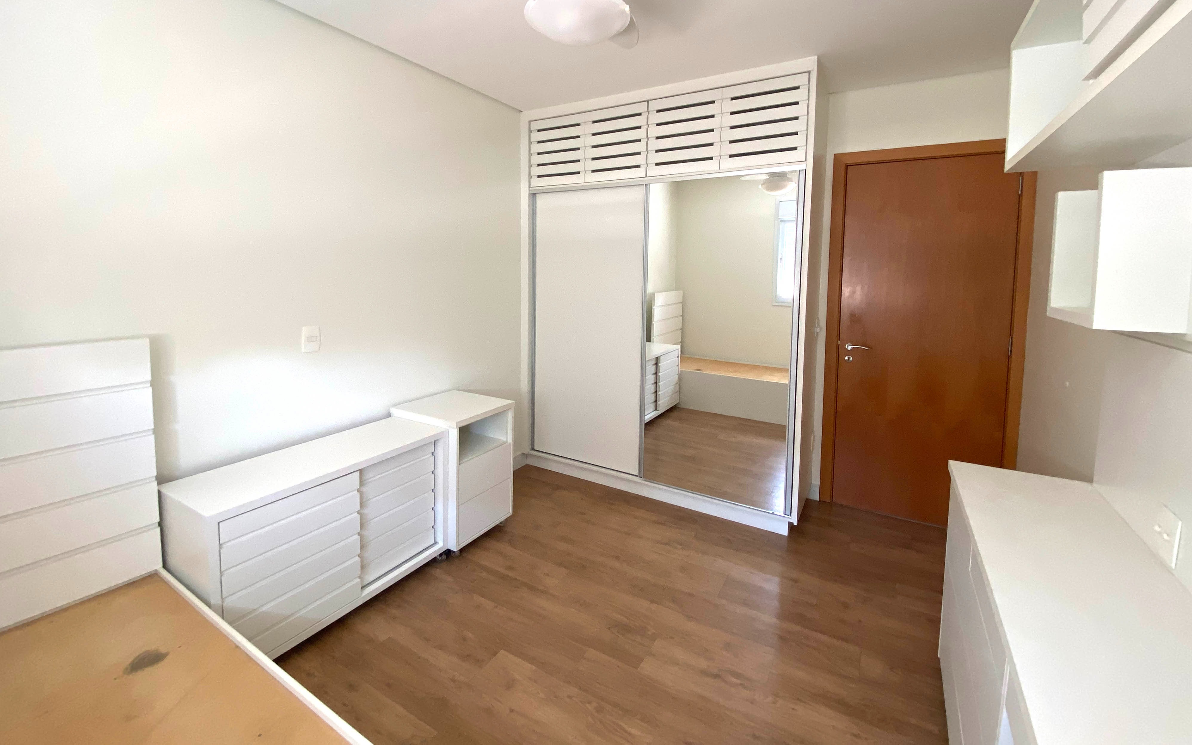 Apartamento à venda com 3 quartos, 112m² - Foto 21