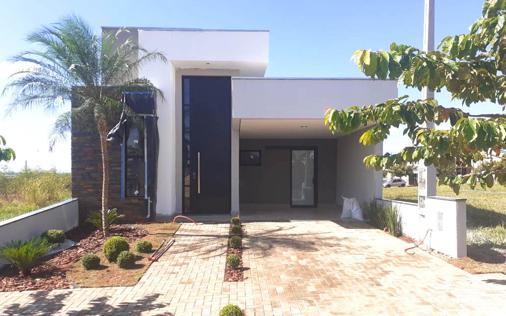 Casa de Condomínio à venda com 3 quartos, 190m² - Foto 1