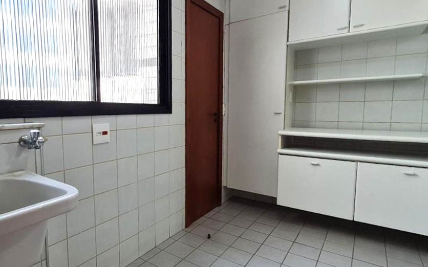 Apartamento à venda com 4 quartos, 161m² - Foto 5