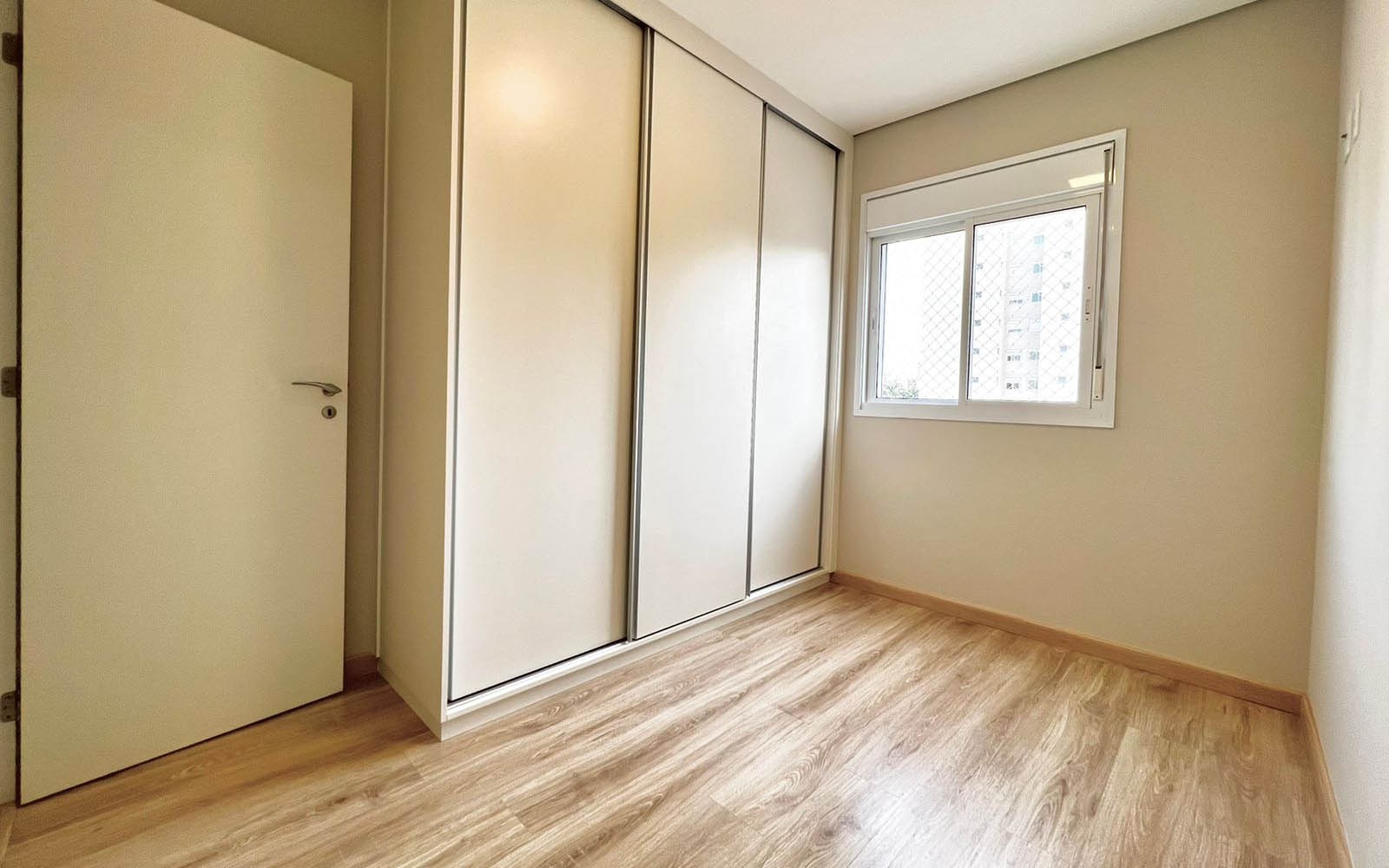 Apartamento à venda com 3 quartos, 85m² - Foto 10