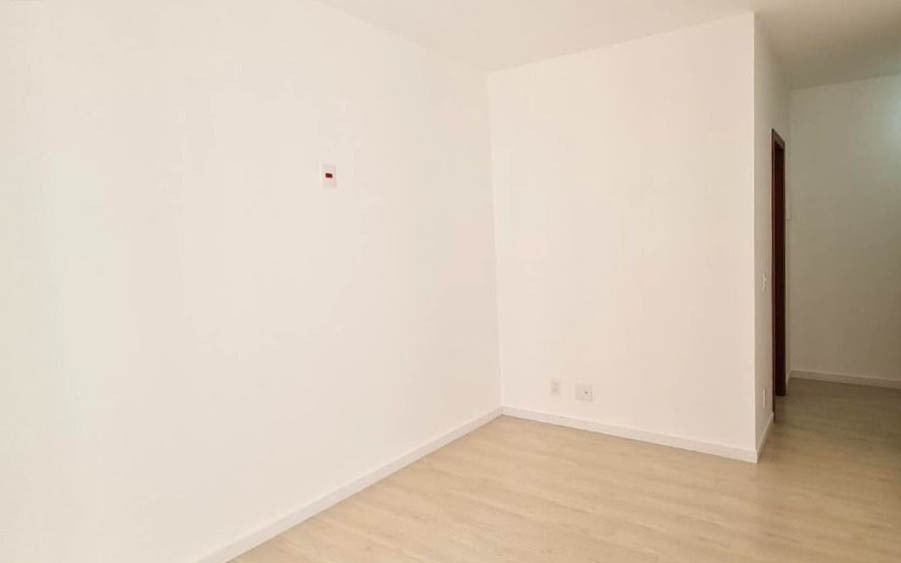 Apartamento à venda com 4 quartos, 161m² - Foto 9