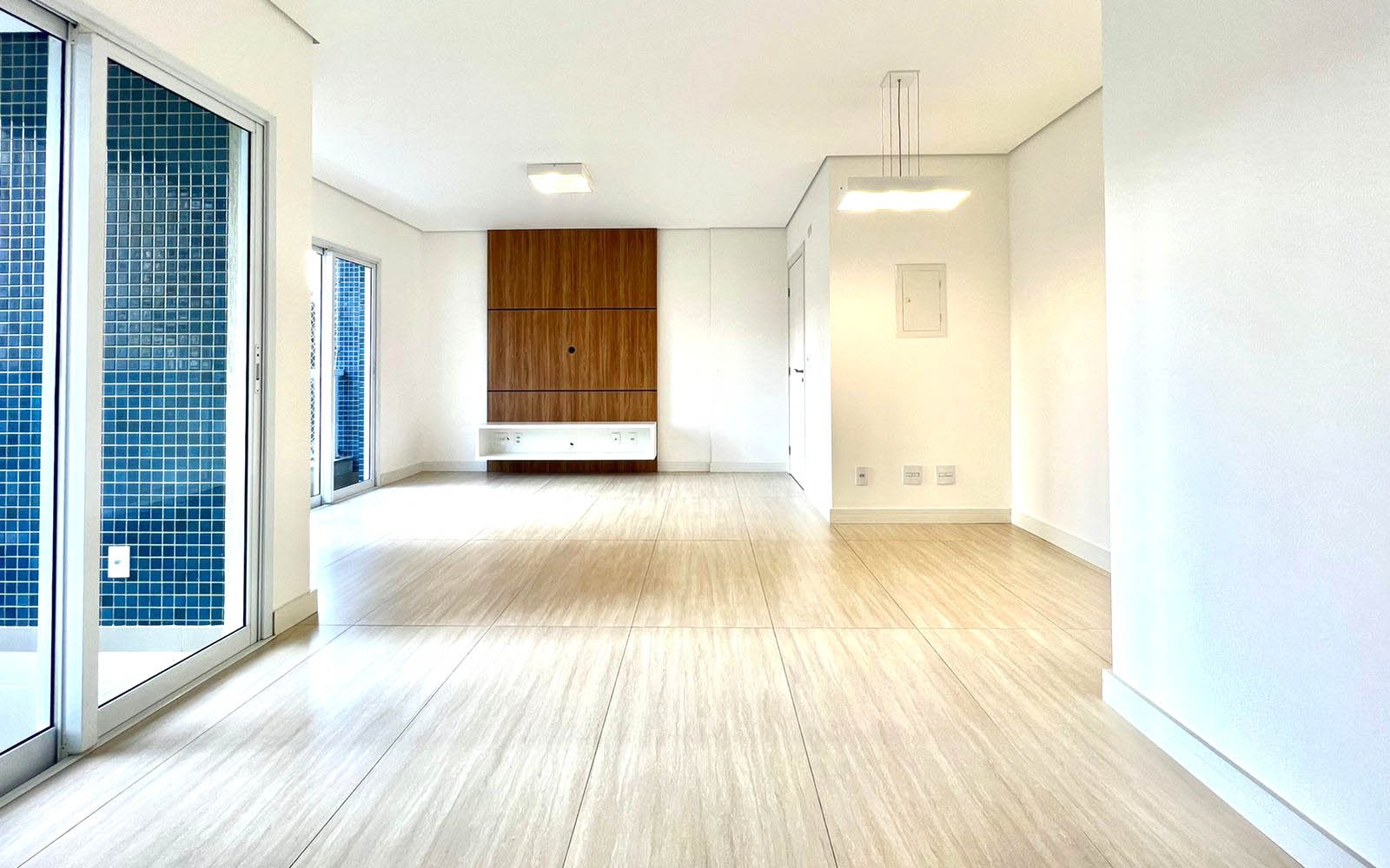 Apartamento à venda com 3 quartos, 88m² - Foto 2