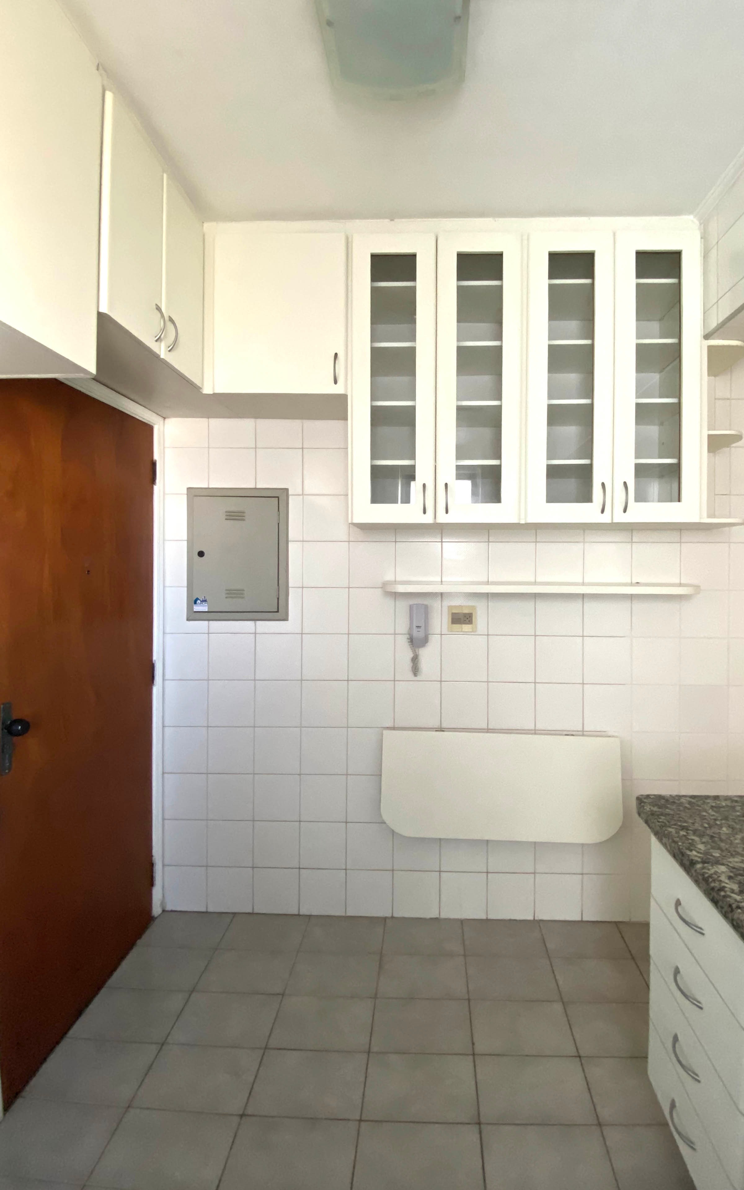 Apartamento à venda com 3 quartos, 97m² - Foto 8