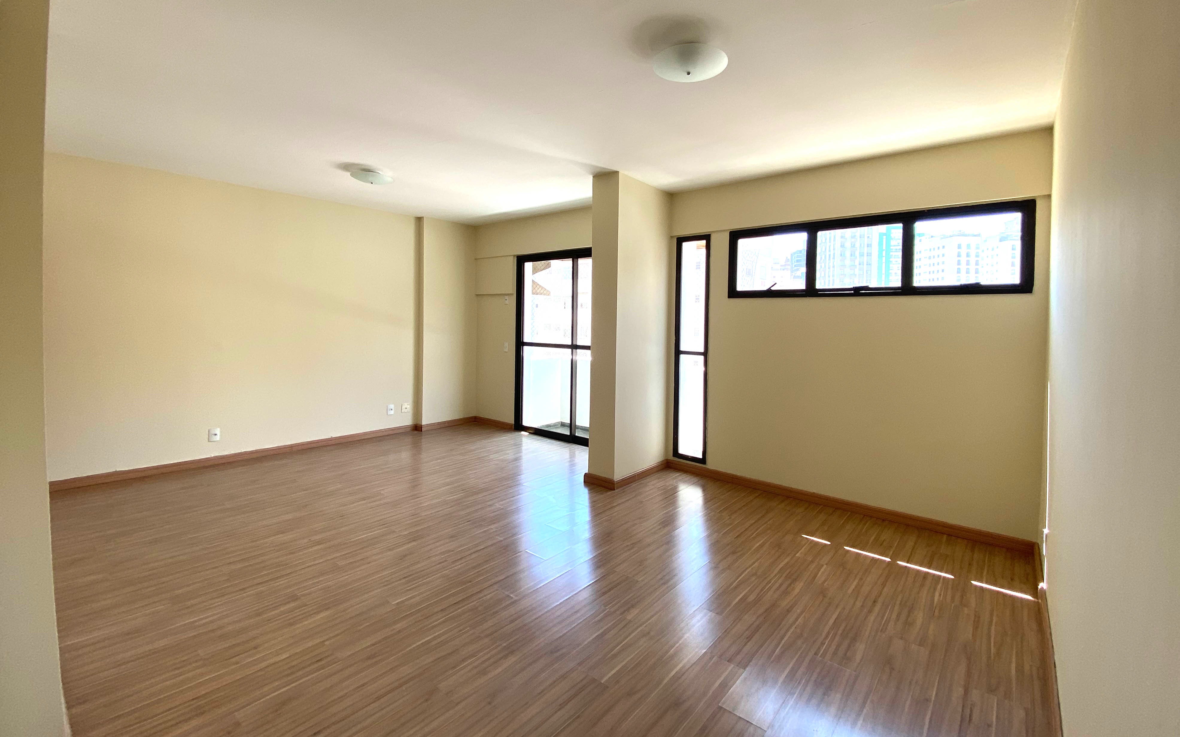 Apartamento à venda com 3 quartos, 97m² - Foto 5