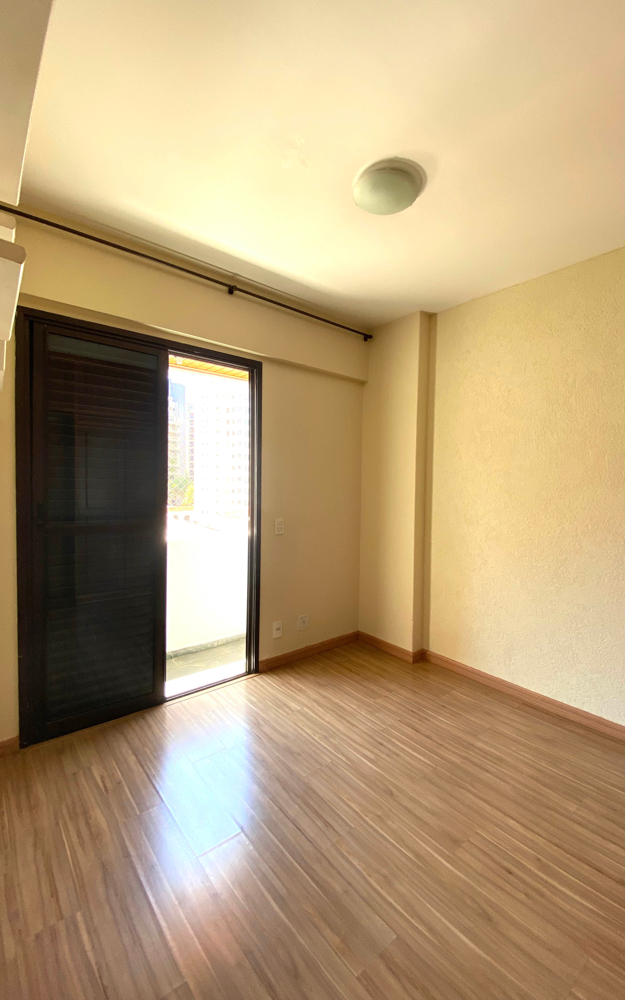 Apartamento à venda com 3 quartos, 97m² - Foto 17