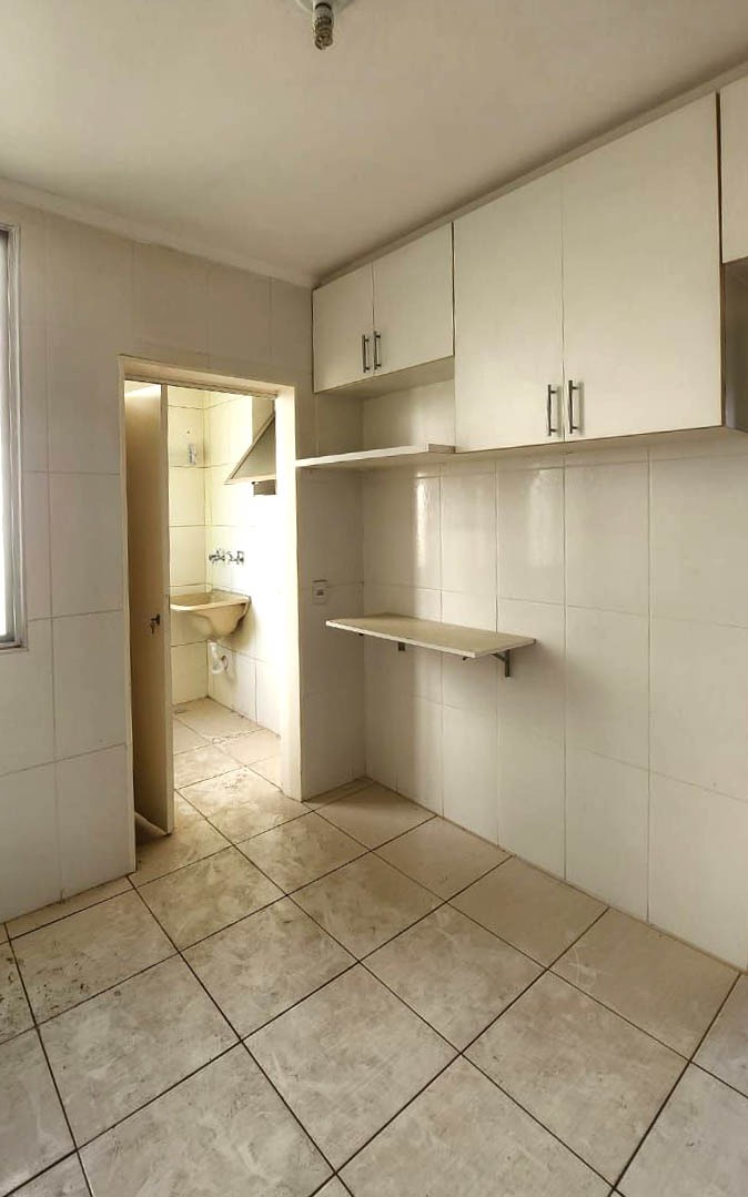 Apartamento à venda com 2 quartos, 60m² - Foto 6