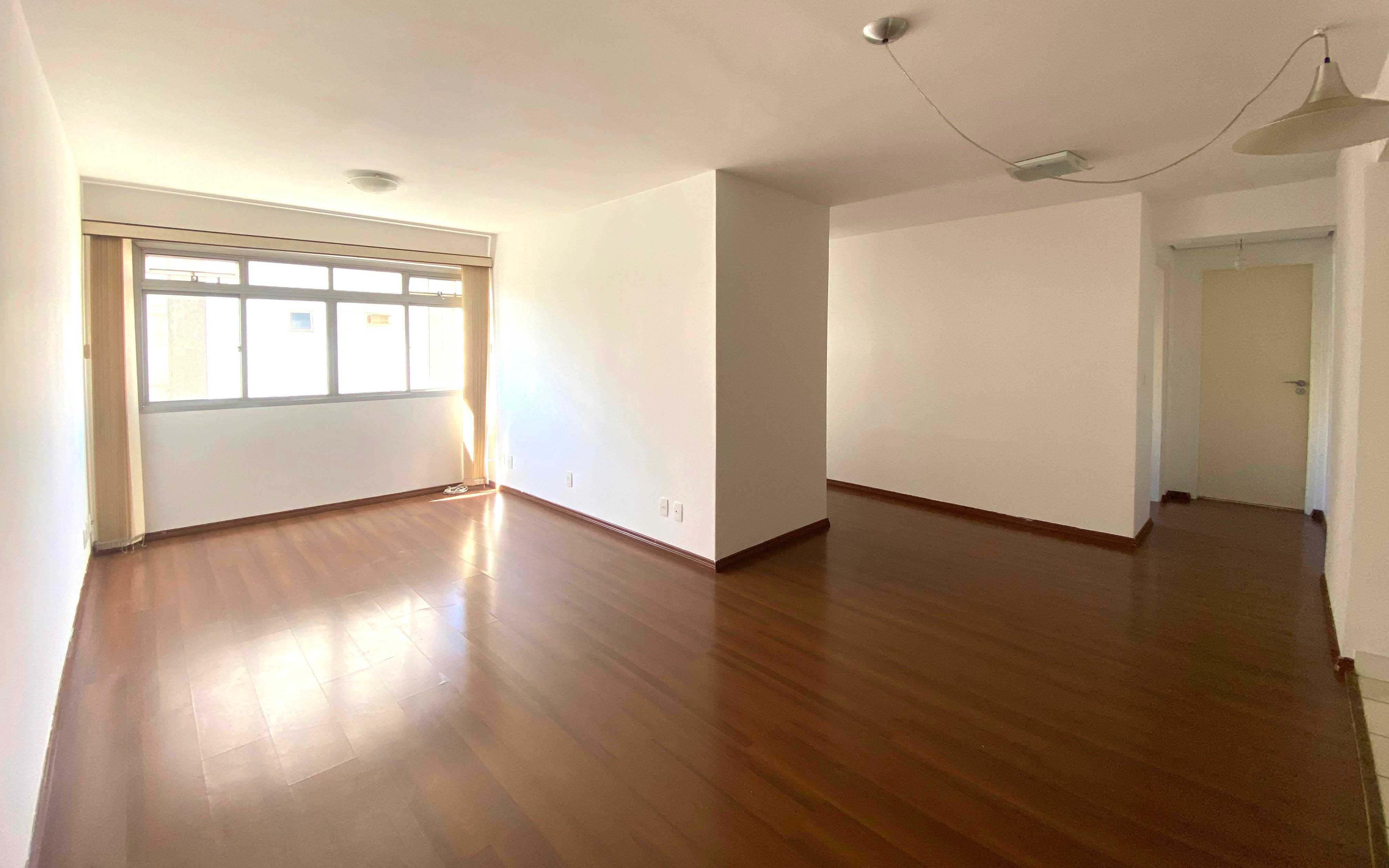 Apartamento à venda com 2 quartos, 72m² - Foto 1