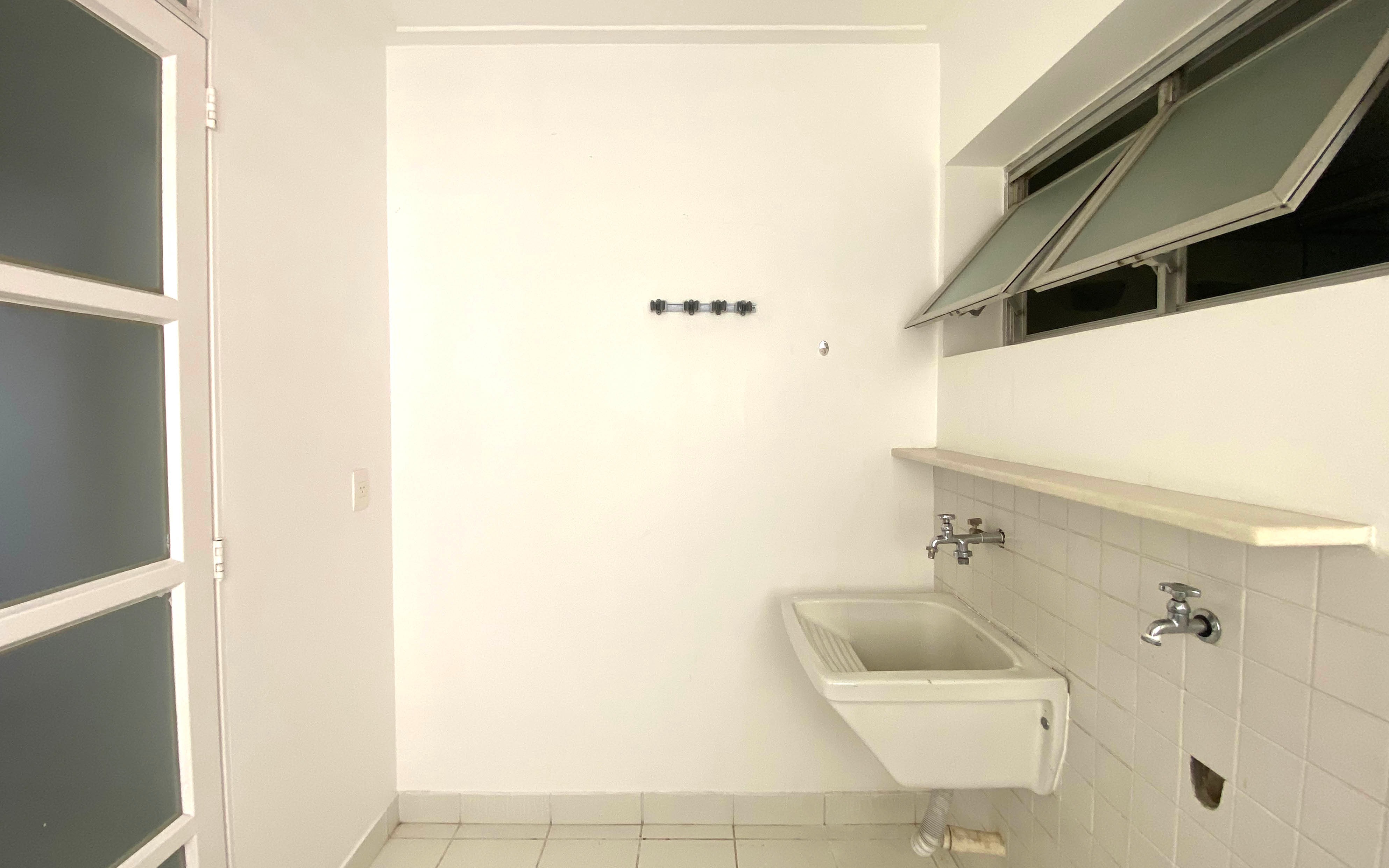 Apartamento à venda com 2 quartos, 72m² - Foto 11