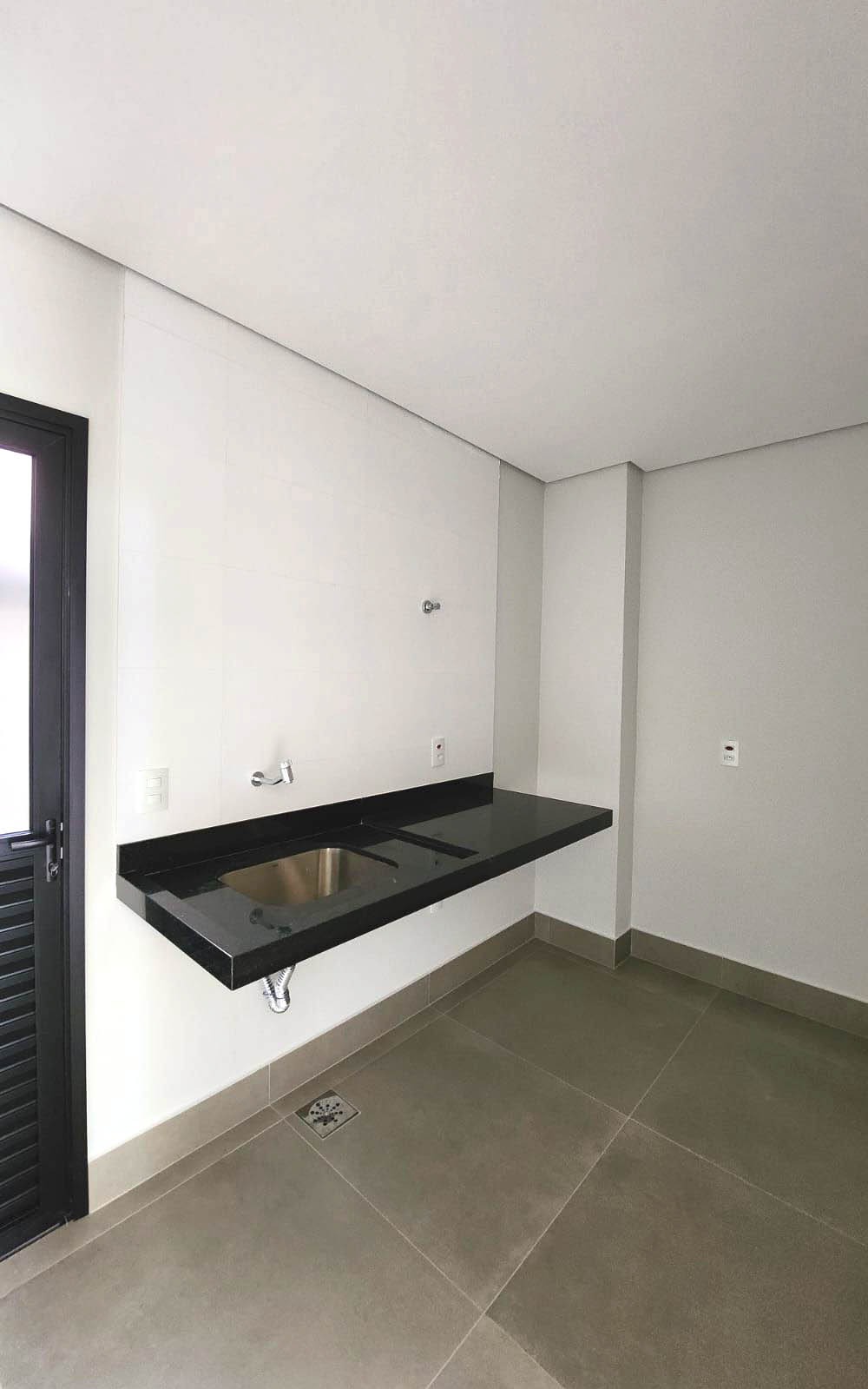 Casa de Condomínio à venda com 3 quartos, 305m² - Foto 11