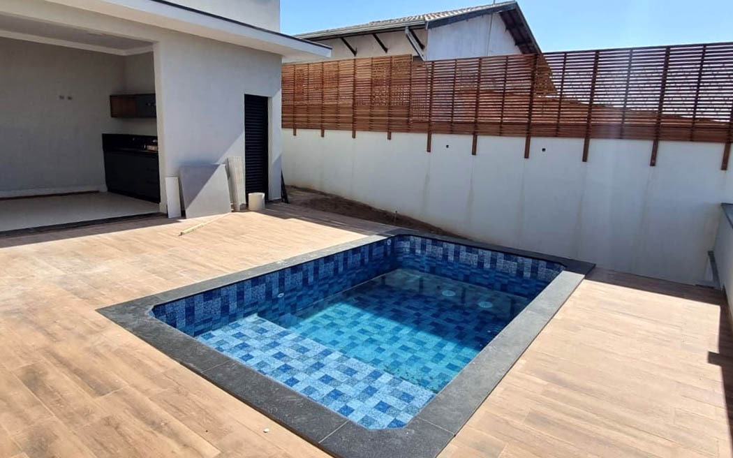 Casa de Condomínio à venda com 3 quartos, 300m² - Foto 4