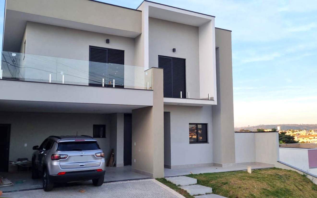 Casa de Condomínio à venda com 3 quartos, 300m² - Foto 1