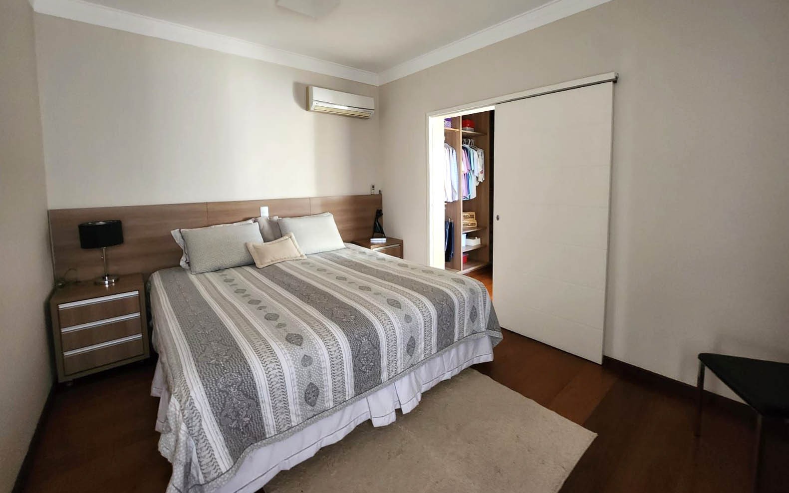 Casa de Condomínio para alugar com 4 quartos, 544m² - Foto 12